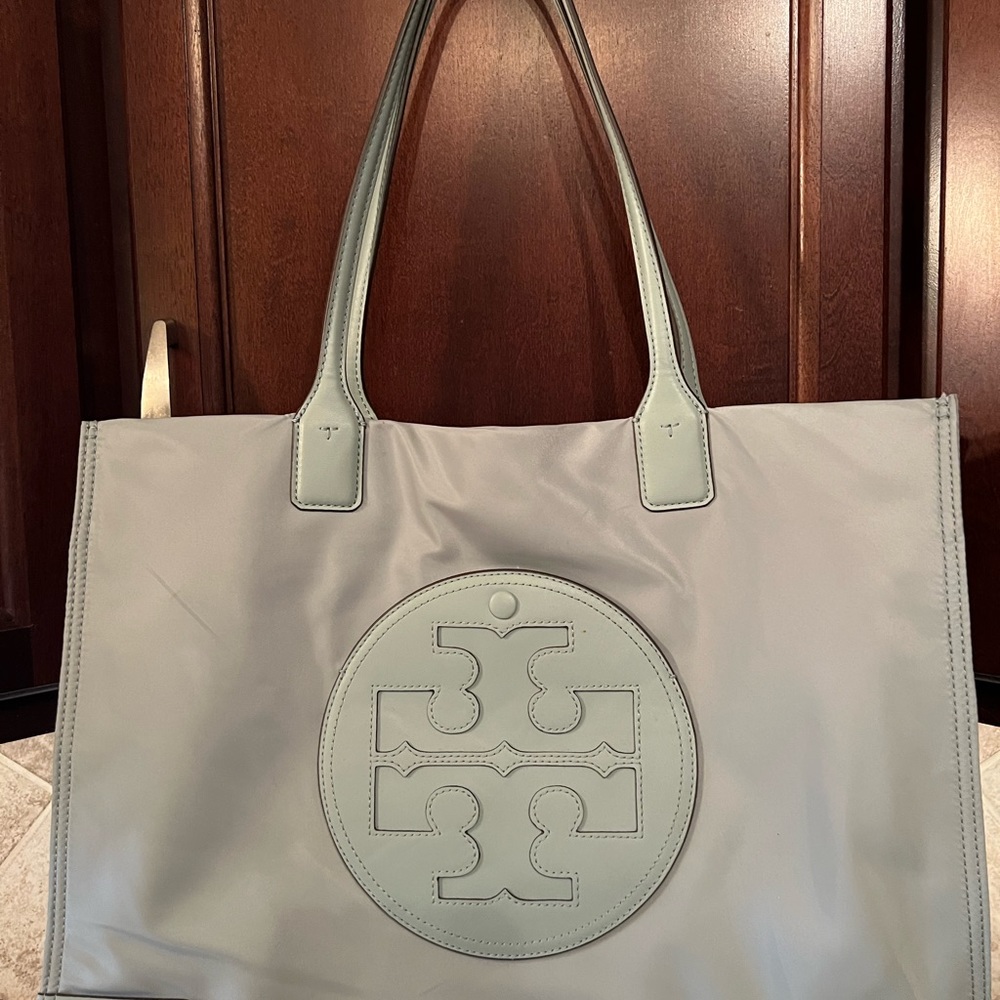 Tory Burch Ella Tote. Used but in great condition.